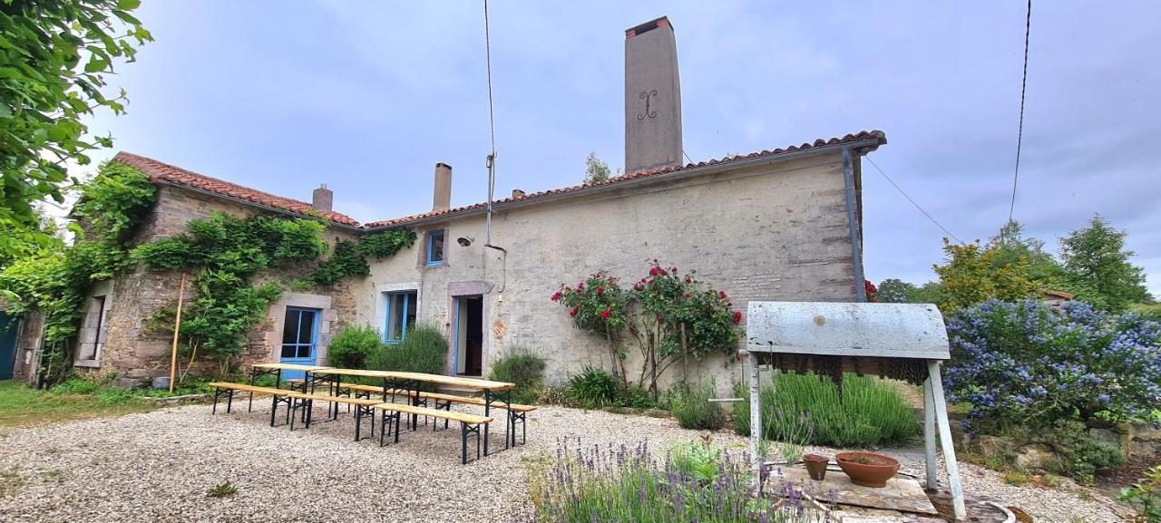 Villa Le Terrier Maison De Campagne 250 M2 Grande Capacite 20 Couchages, 4500M2 De Terrain Saint-Pierre-du-Chemin Exterior foto